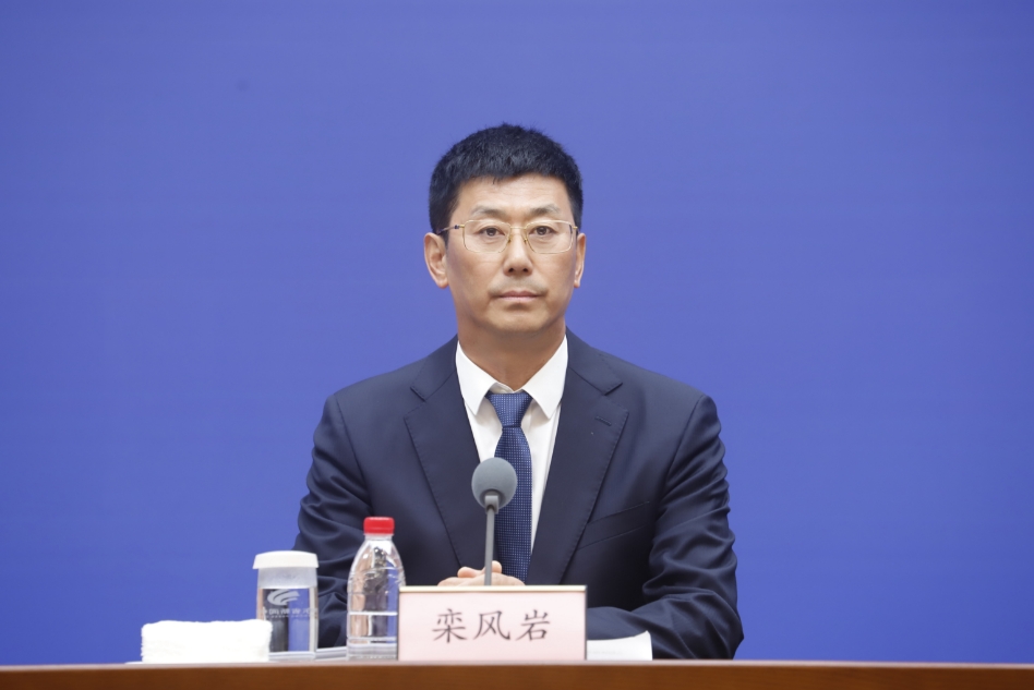 省政府新闻办举行新闻发布会，介绍山东推进体商文旅联动，激发消费活力情况